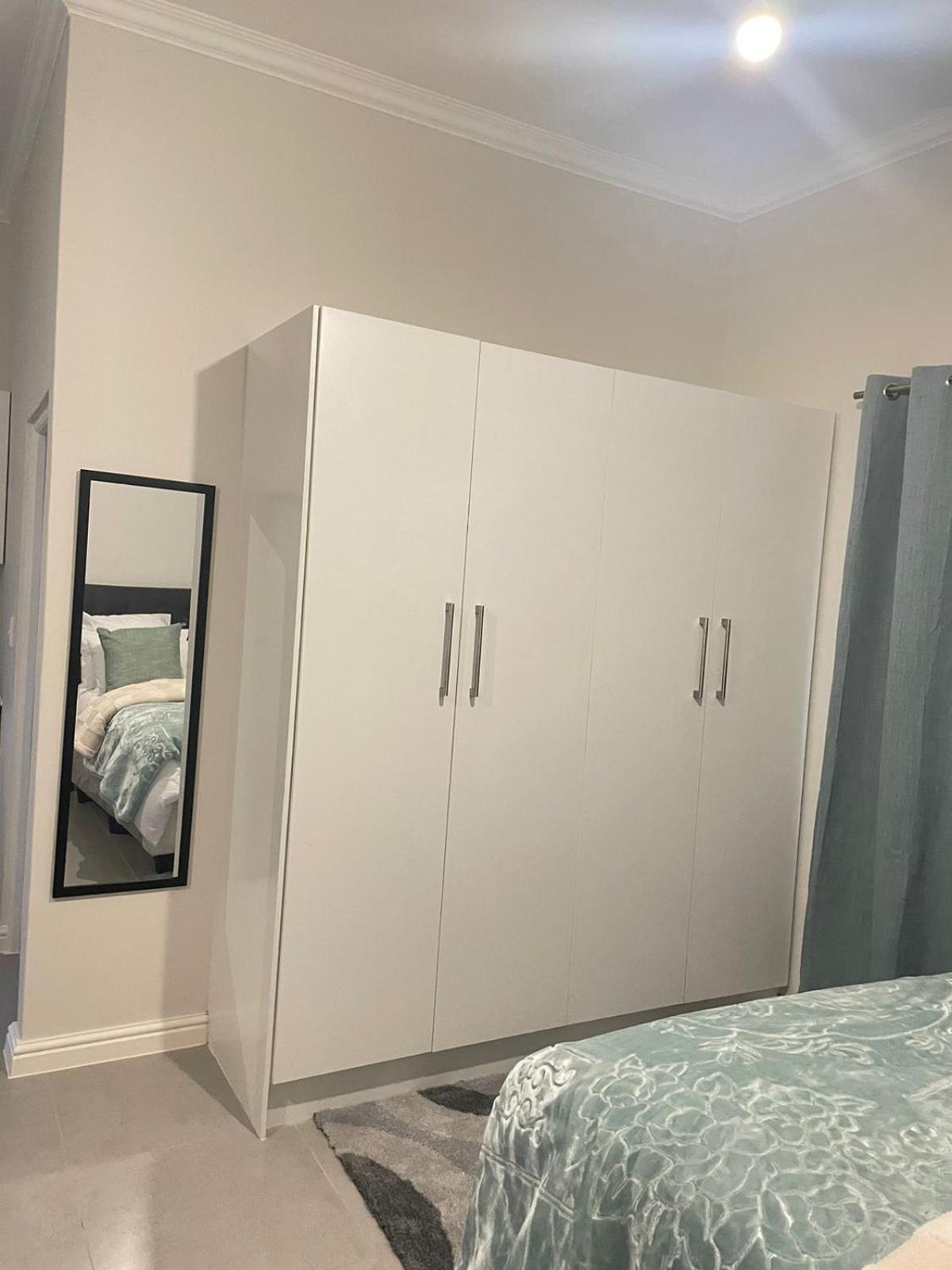 Quarto em Acomodações Particulares Sunningdale White House Cidade Do Cabo