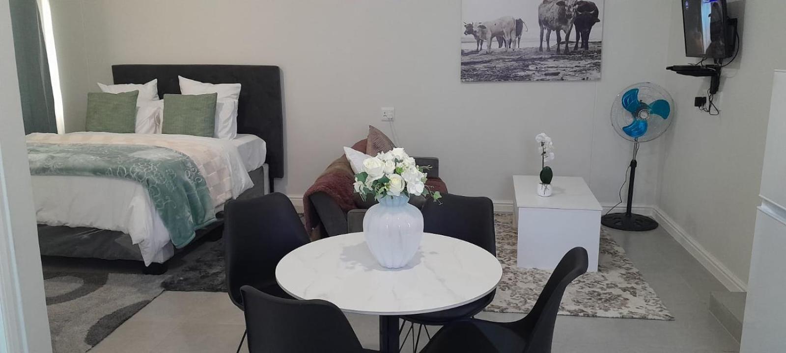 Sunningdale White House Cape Town